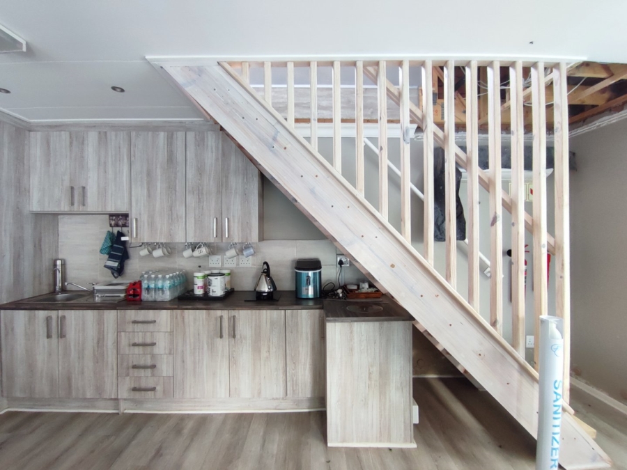 4 Bedroom Property for Sale in Langenhovenpark Free State